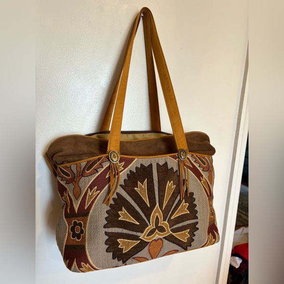 Atenti Handbags - Atenti Artisan Floral Boho Western Brown and Tan Tapestry Bag